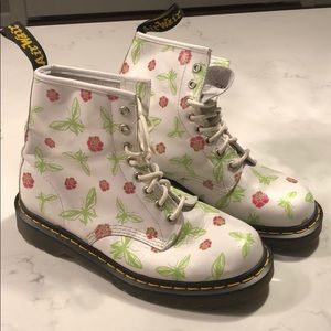 Dr. Martens 1460 Vintage women’s boots